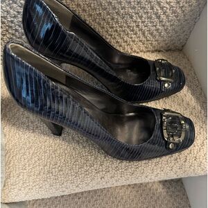 Nine West Navy Heels size 10